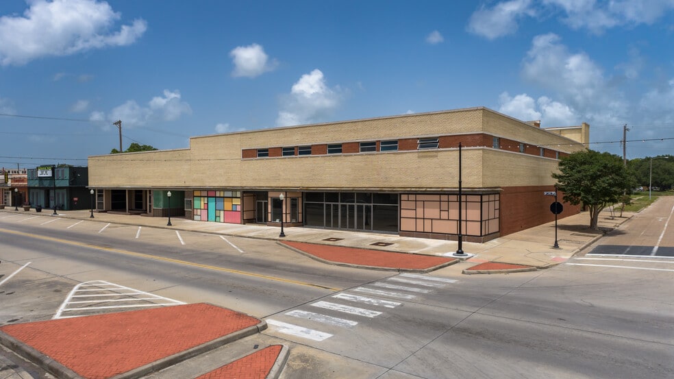 More Photos Of 502-514 6th St N, Texas City General Retail For Sale