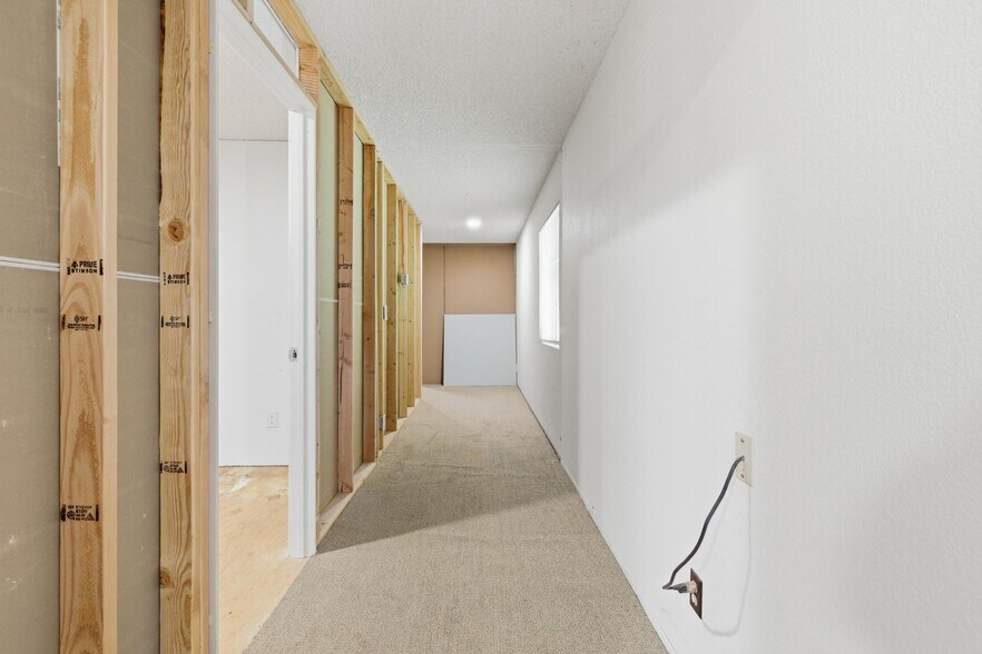 More Photos Of 4305 E Az Highway 260, Star Valley Self Storage For Sale