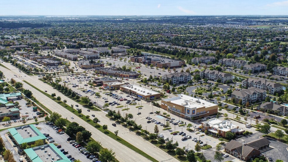 More Photos Of 3200 Anna Marie Ln, Naperville General Retail For Lease