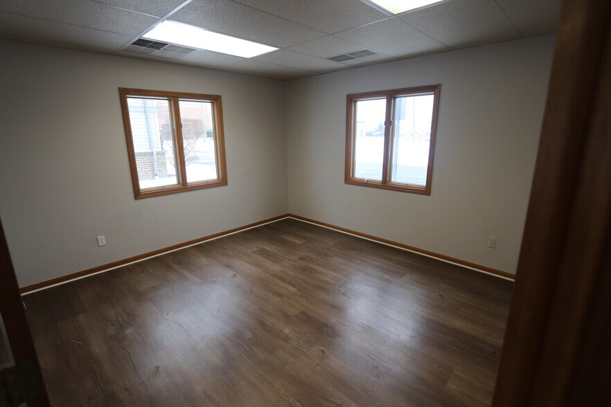More Photos Of 3471 E Grand River Ave, Howell Office For Lease