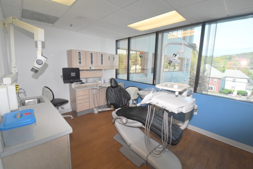 More Photos Of 234-240 Copeland St, Quincy Medical For Lease