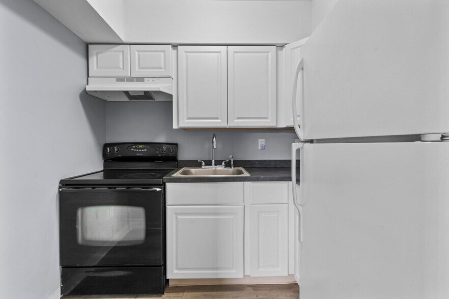 More Photos Of 5 Warner St Ext, Hartford Apartments For Sale