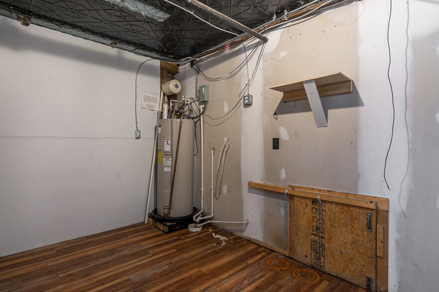 More Photos Of 5 Biltmore Ave, Asheville Restaurant For Lease