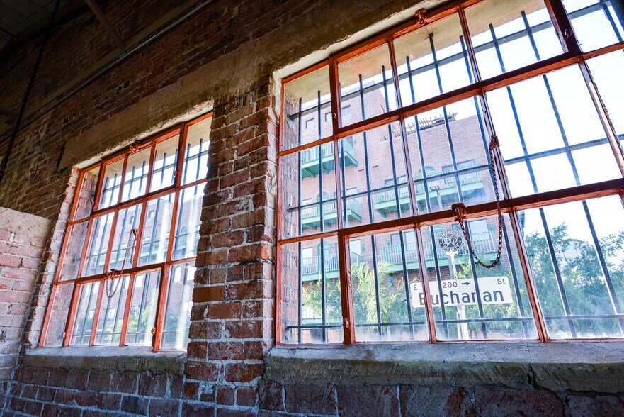 More Photos Of 121 E Buchanan St, Phoenix Loft Creative Space For Sale