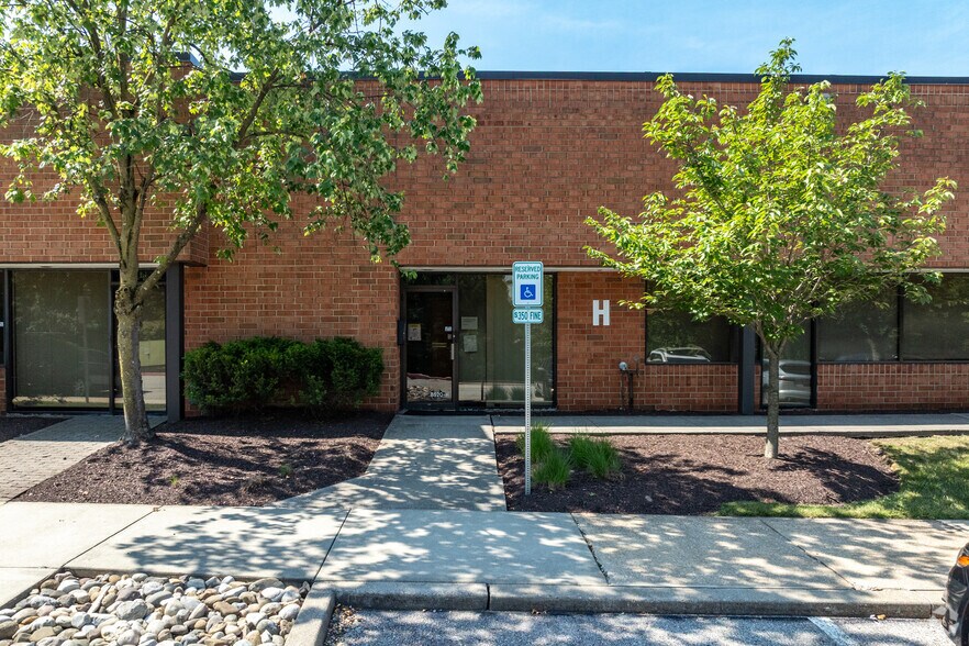 More Photos Of 8520 Corridor Rd, Jessup Flex For Lease