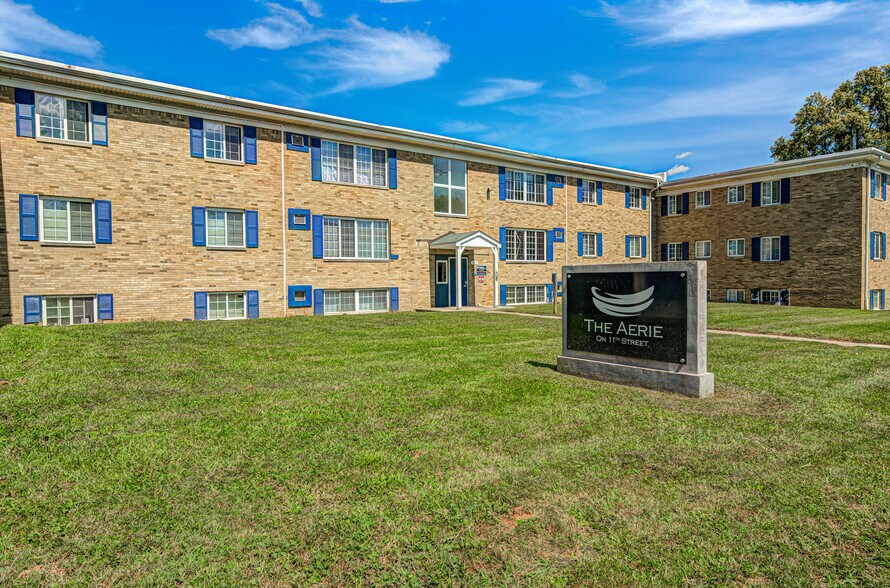 Primary Photo Of 5824 E Washington St, Indianapolis Apartments For Sale