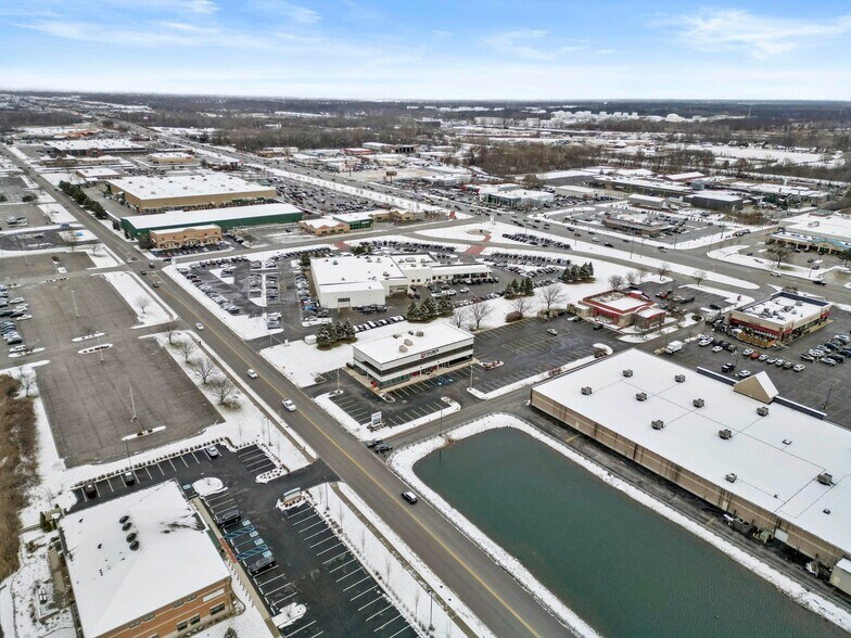 More Photos Of 1415-1445 Eagle Ridge Dr, Schererville Office For Lease