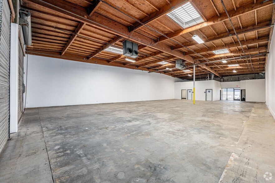 More Photos Of 4901 Patata St, Cudahy Unknown For Lease