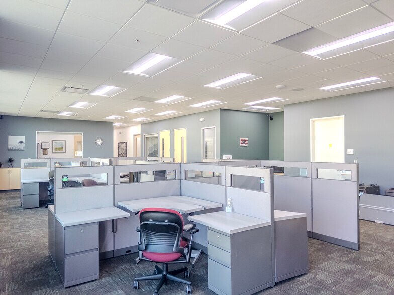 More Photos Of 17395 S Manthey Rd, Lathrop Medical For Sale