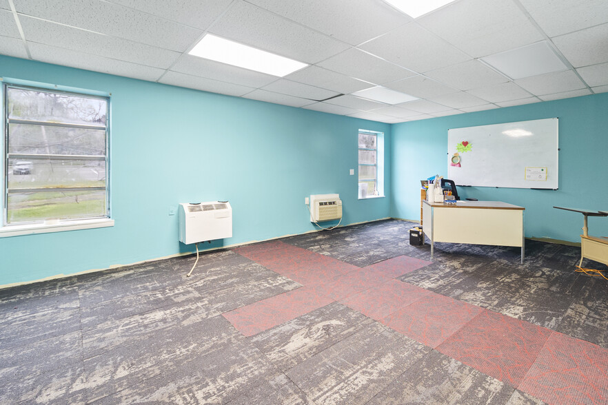 More Photos Of 5001 Backlick Rd, Annandale Religious Facility For Sale