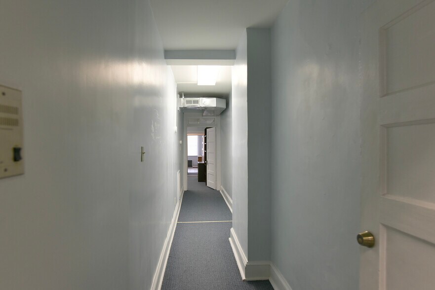 More Photos Of 29 W Franklin St, Hagerstown Apartments For Sale