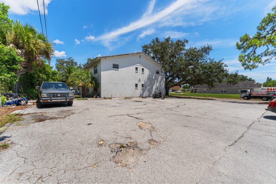 More Photos Of 5845 Fairfield Ave S, Saint Petersburg Apartments For Sale