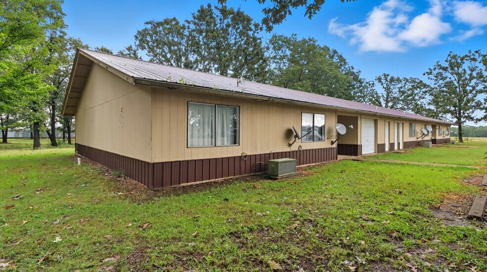 More Photos Of 23195 Shannon Ln, Summersville Apartments For Sale