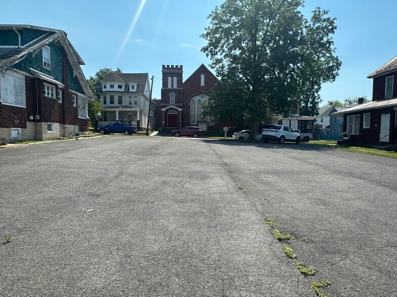 More Photos Of 120 Grand Ave, Cumberland Specialty For Sale
