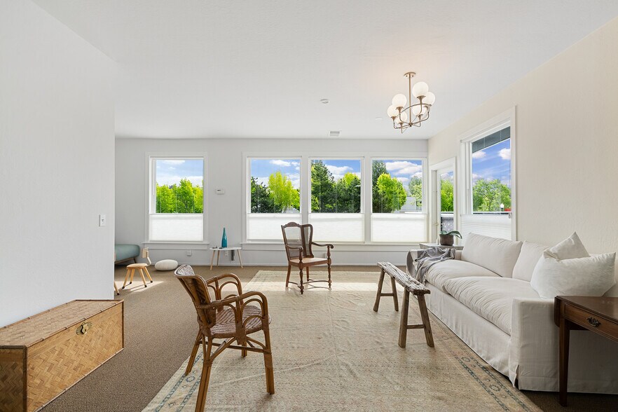 More Photos Of 125-131 Camino Alto, Mill Valley Office For Lease