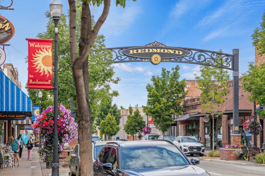 More Photos Of 615 SW Evergreen Ave, Redmond Multifamily For Sale