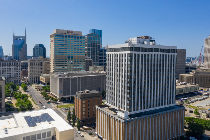 More Photos Of 300 James Robertson Pky, Nashville Office Residential For Lease