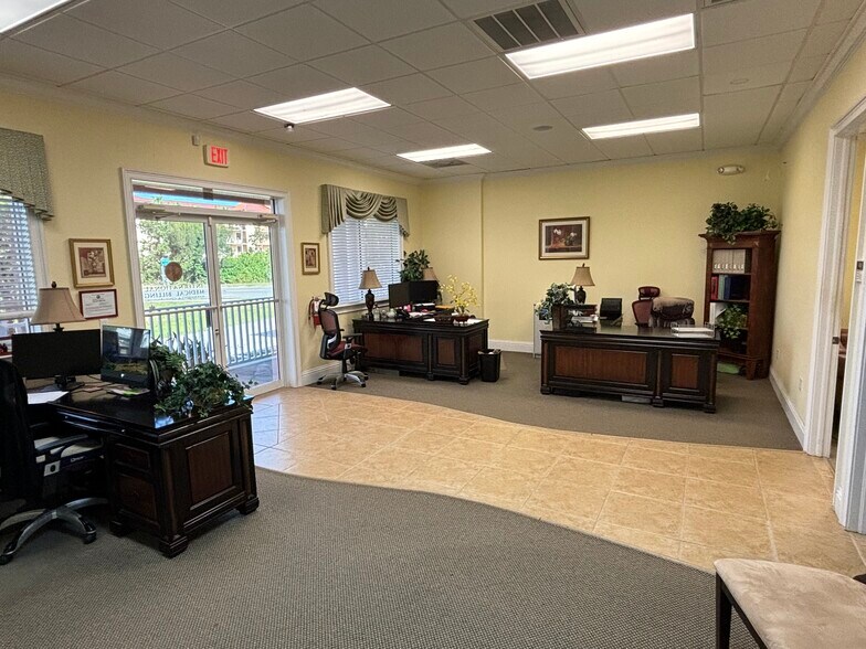 More Photos Of 6210 Scott St, Punta Gorda Office For Lease