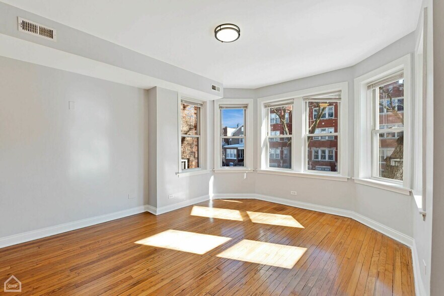 More Photos Of 7150-52 S Cornell Ave, Chicago Apartments For Sale