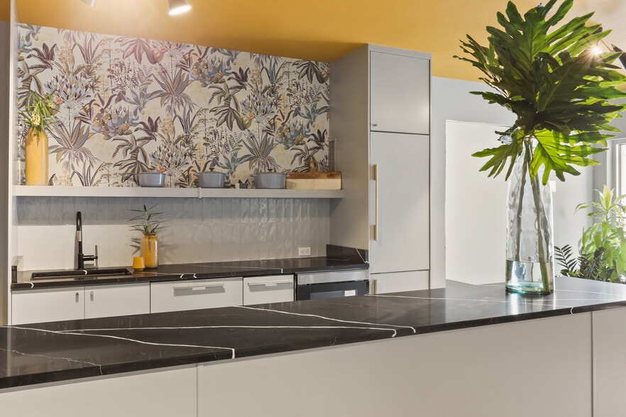 More Photos Of 2407 Bienville St, New Orleans Religious Facility For Lease