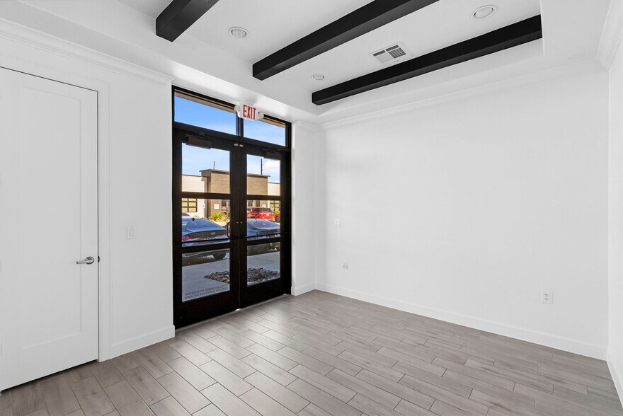 More Photos Of 8118 Fry Rd, Cypress Medical For Lease