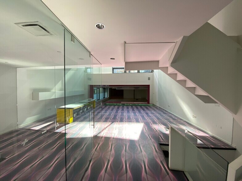 More Photos Of 428 W 54th St, New York Apartments For Sale