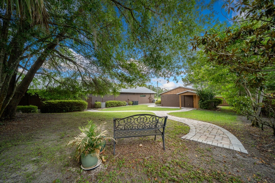 More Photos Of 5830 W Gulf To Lake Hwy, Crystal River Office For Sale