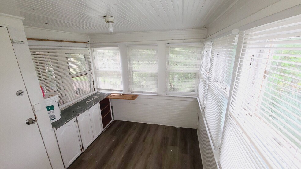 More Photos Of 308 Adeline St, Daytona Beach Apartments For Sale
