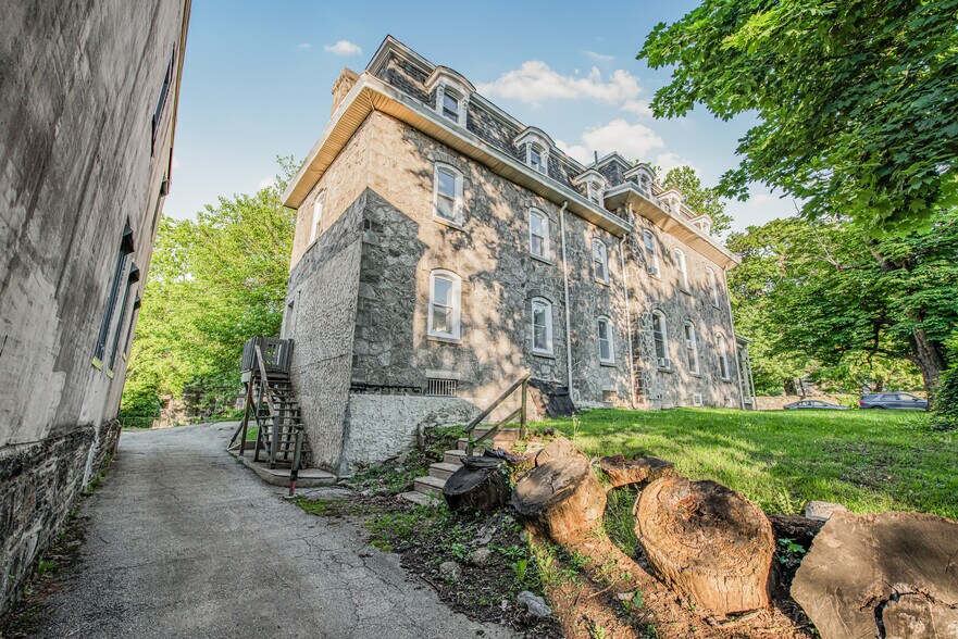 More Photos Of 90 E Johnson St, Philadelphia Apartments For Sale