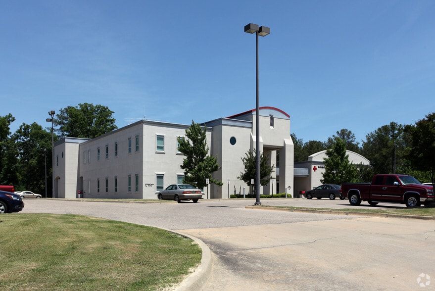 Primary Photo Of 5015 Woods Crossing Rd, Montgomery Office For Sale