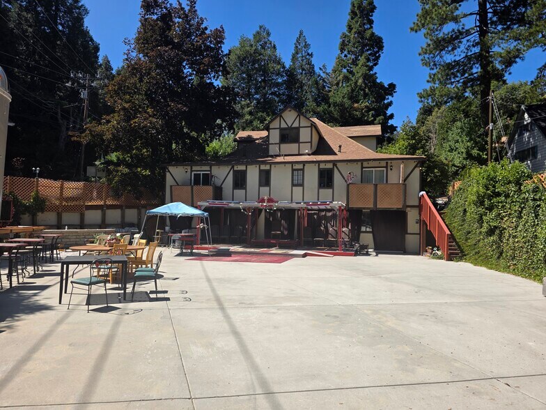 More Photos Of 850 Arrowhead Villa Rd, Lake Arrowhead Specialty For Sale