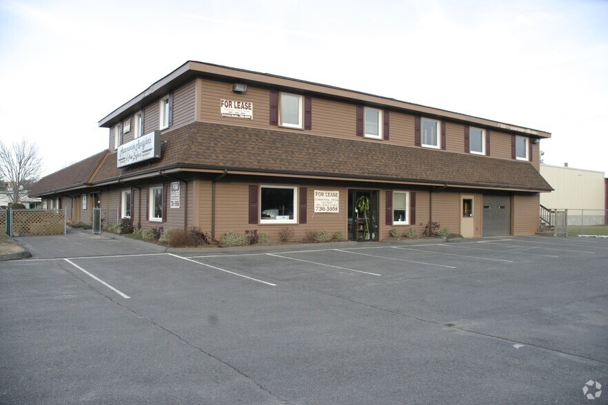 More Photos Of 63 Myron St, West Springfield Freestanding For Lease