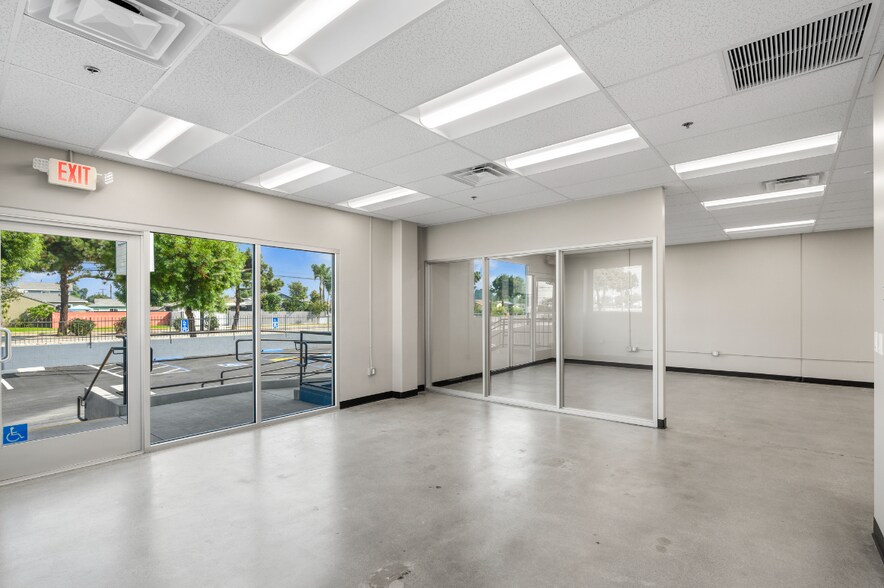 More Photos Of 8640 Slauson Ave, Pico Rivera Manufacturing For Lease