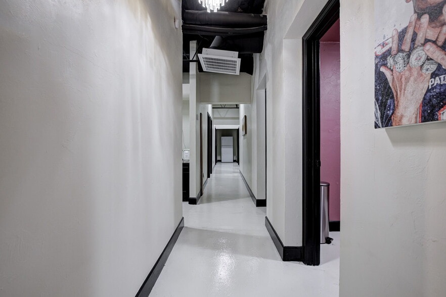 More Photos Of 6500 N Meridian Ave, Oklahoma City Medical For Sale