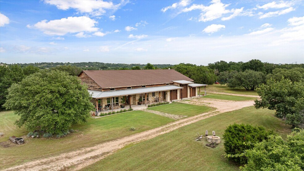 More Photos Of 1904 Floyd Rd, Weatherford Specialty For Sale