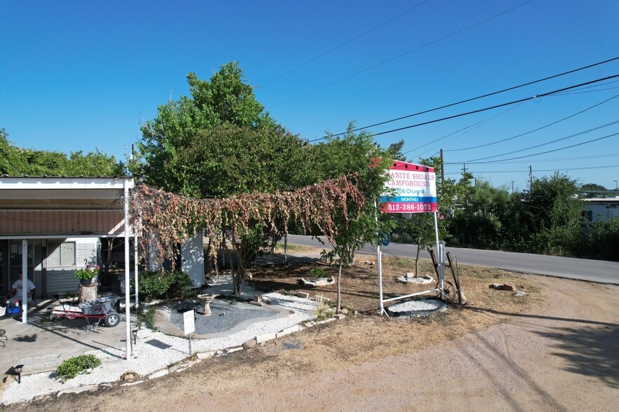 More Photos Of 1206 Churchill Dr, Granite Shoals Trailer Camper Park For Sale