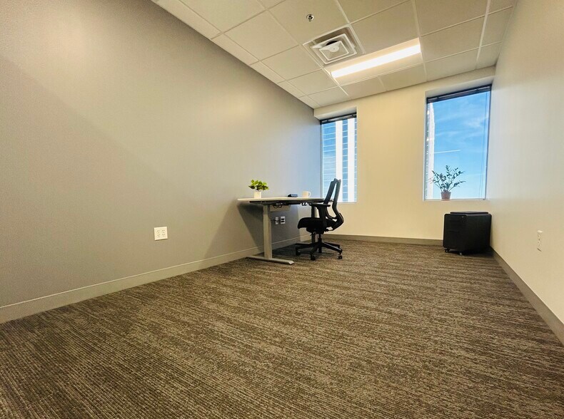 More Photos Of 3838 N Central Ave, Phoenix Coworking Space