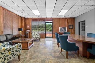 More Photos Of 1051 Peterson Dr, Decatur Specialty For Sale