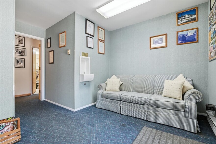 More Photos Of 647 Route 739, Lords Valley Office For Sale