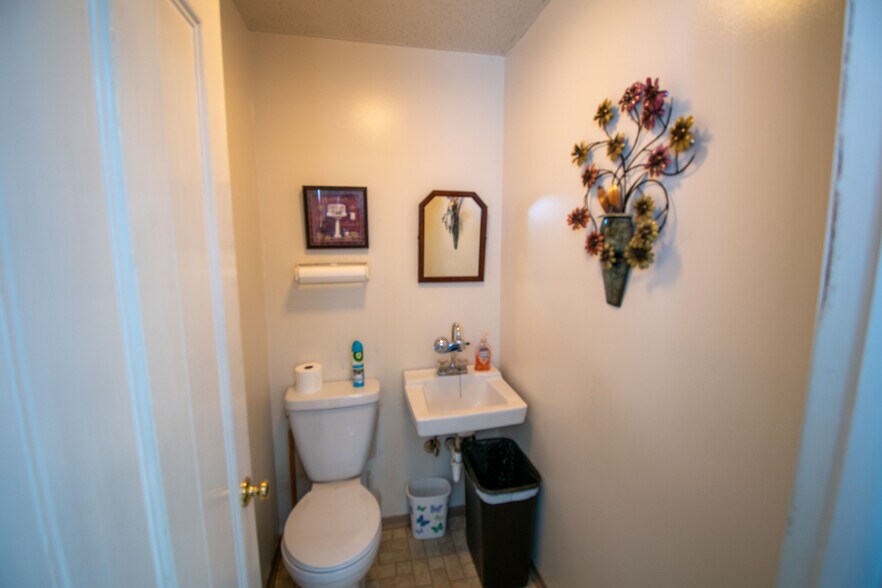 More Photos Of 91 Genesee St, Geneva Office Residential For Sale