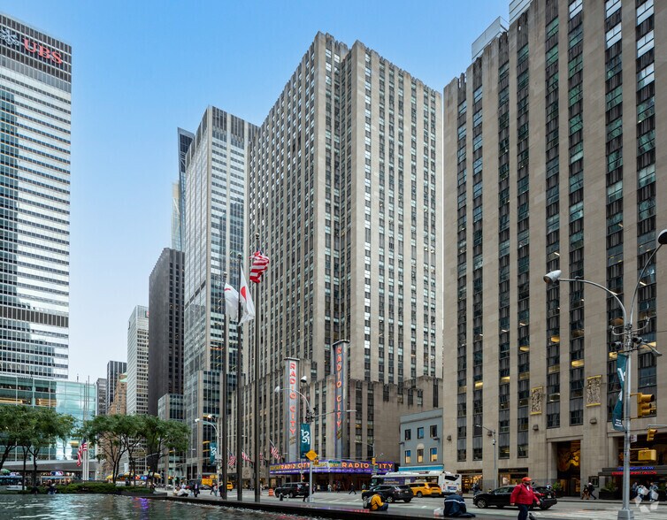 More Photos Of 1270 Avenue of the Americas, New York Office For Lease