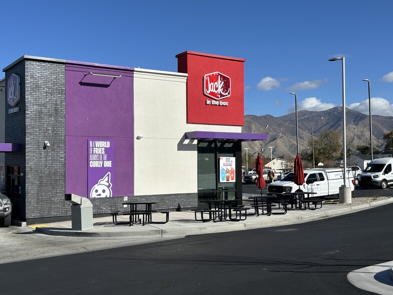 Primary Photo Of 592 N Main St, Tooele General Retail For Sale