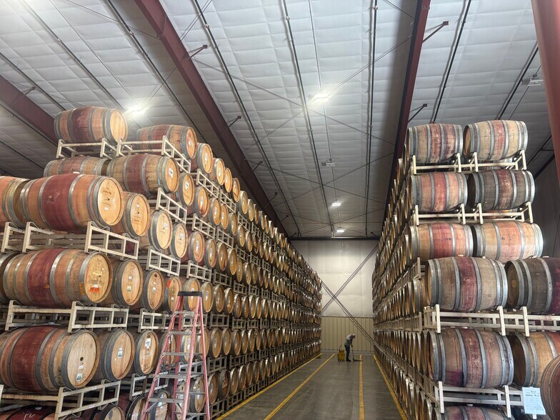 More Photos Of 63275 E. Jacobs Road, Benton City Food Processing For Lease