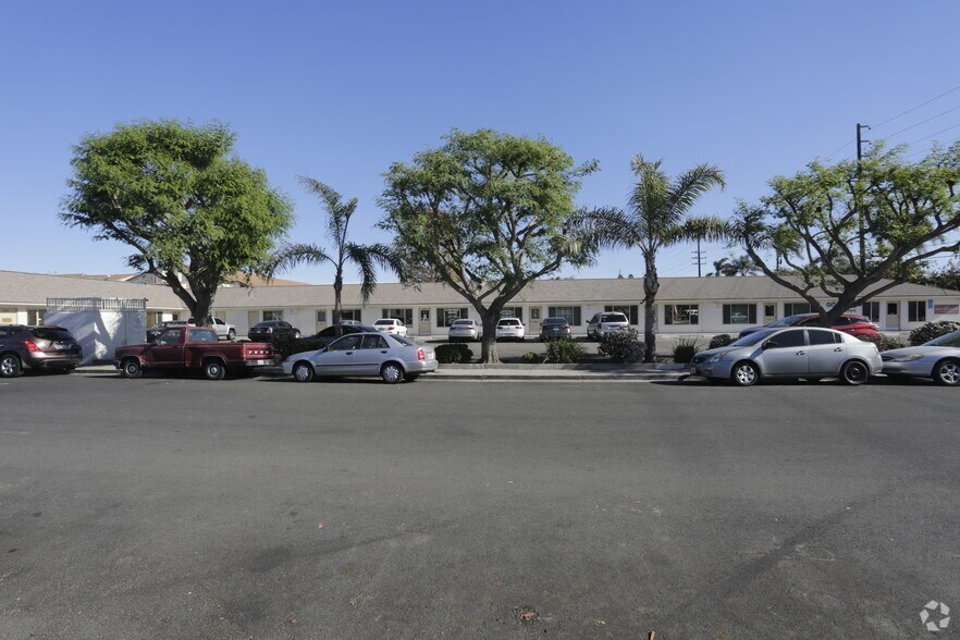 More Photos Of 1251-1269 W Gonzales Rd, Oxnard Office For Lease