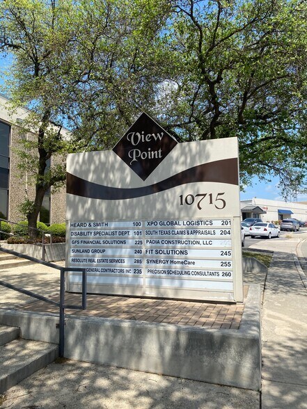 More Photos Of 10715 Gulfdale St, San Antonio Office For Sale