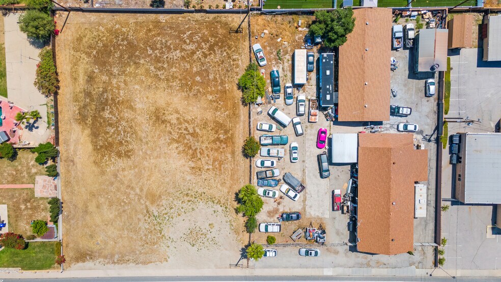 More Photos Of 8265 Juniper Ave, Fontana Auto Repair For Sale