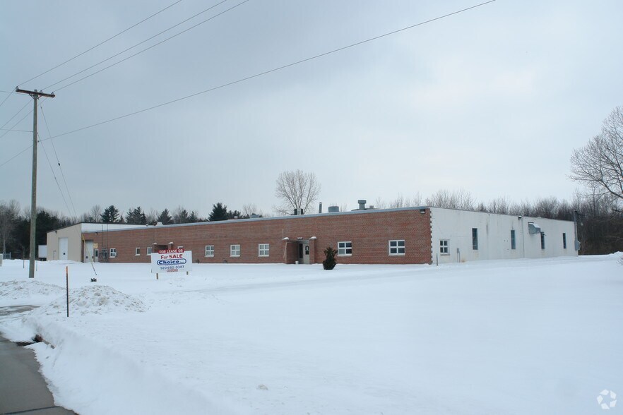 More Photos Of 1912 Columbus St, Two Rivers Manufacturing For Sale