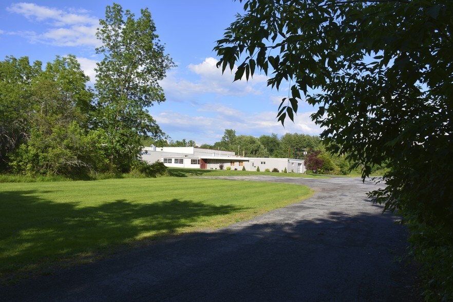 More Photos Of 63 Railroad Ave, Wallkill Warehouse For Sale