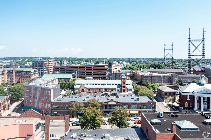 More Photos Of 45-73 N Main St, Norwalk Storefront Retail Residential For Lease