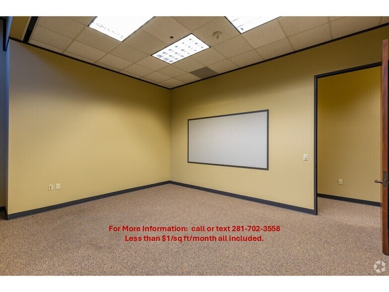 More Photos Of 450 Gears Rd, Houston Office For Lease